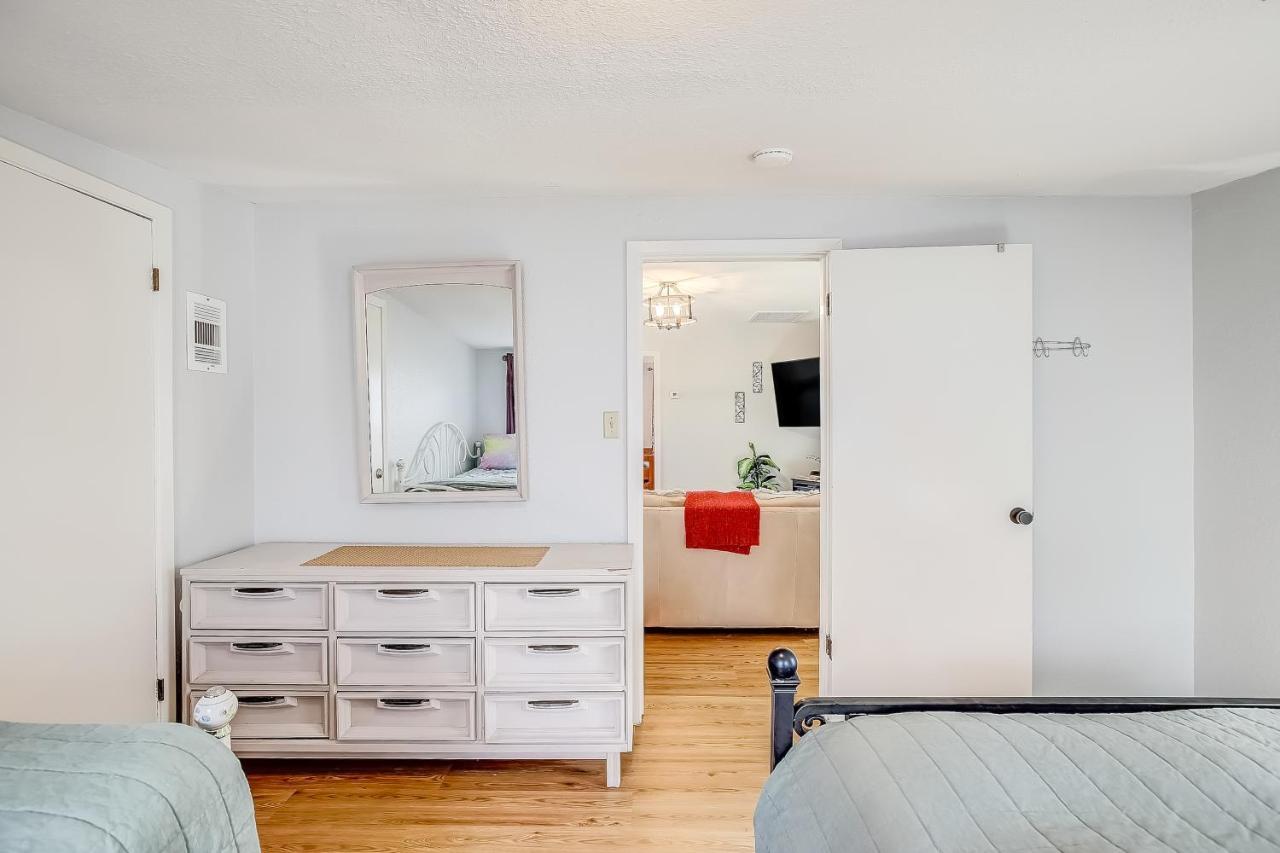 Lakeview Lodge Spicewood Εξωτερικό φωτογραφία