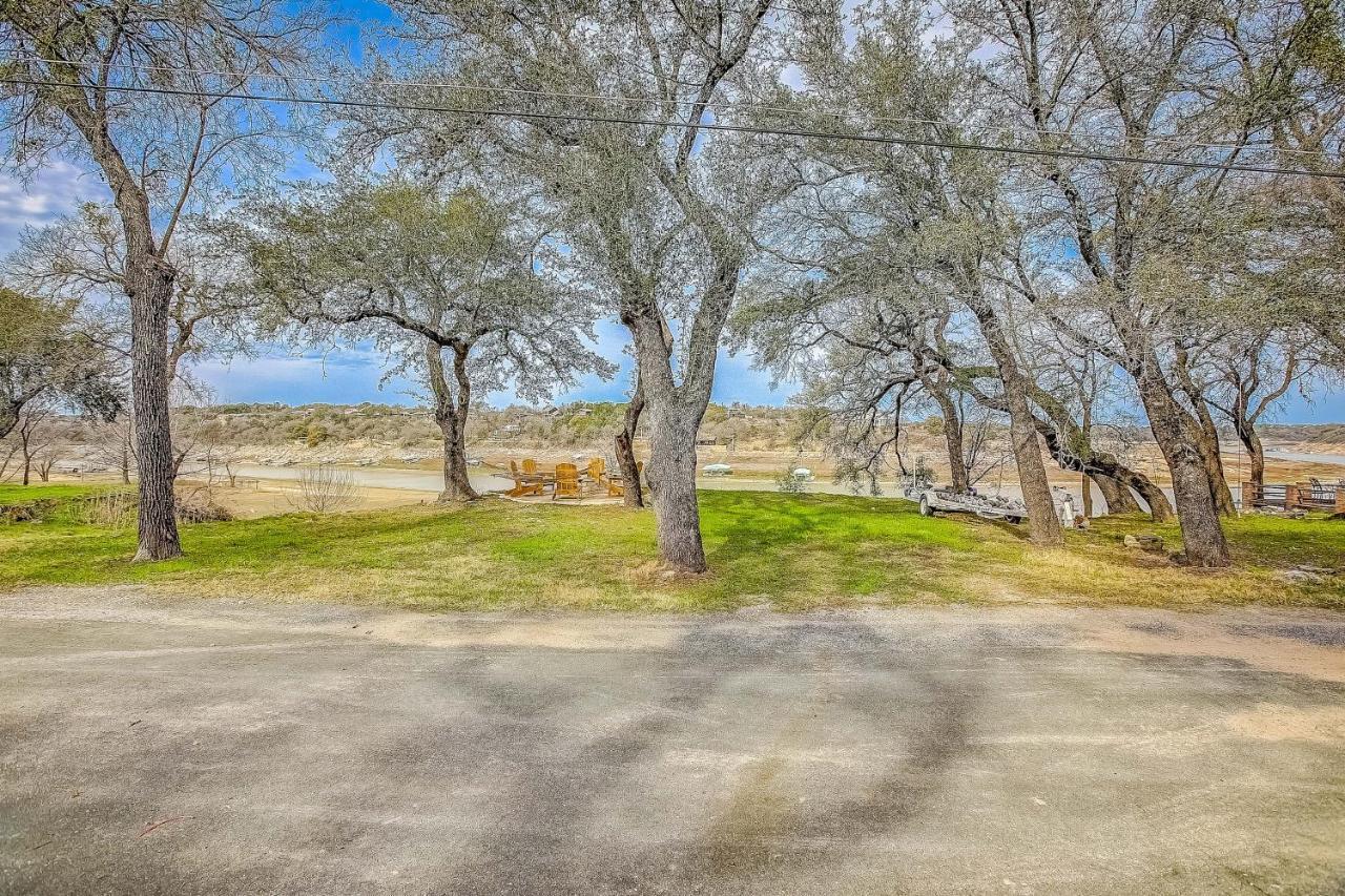 Lakeview Lodge Spicewood Εξωτερικό φωτογραφία