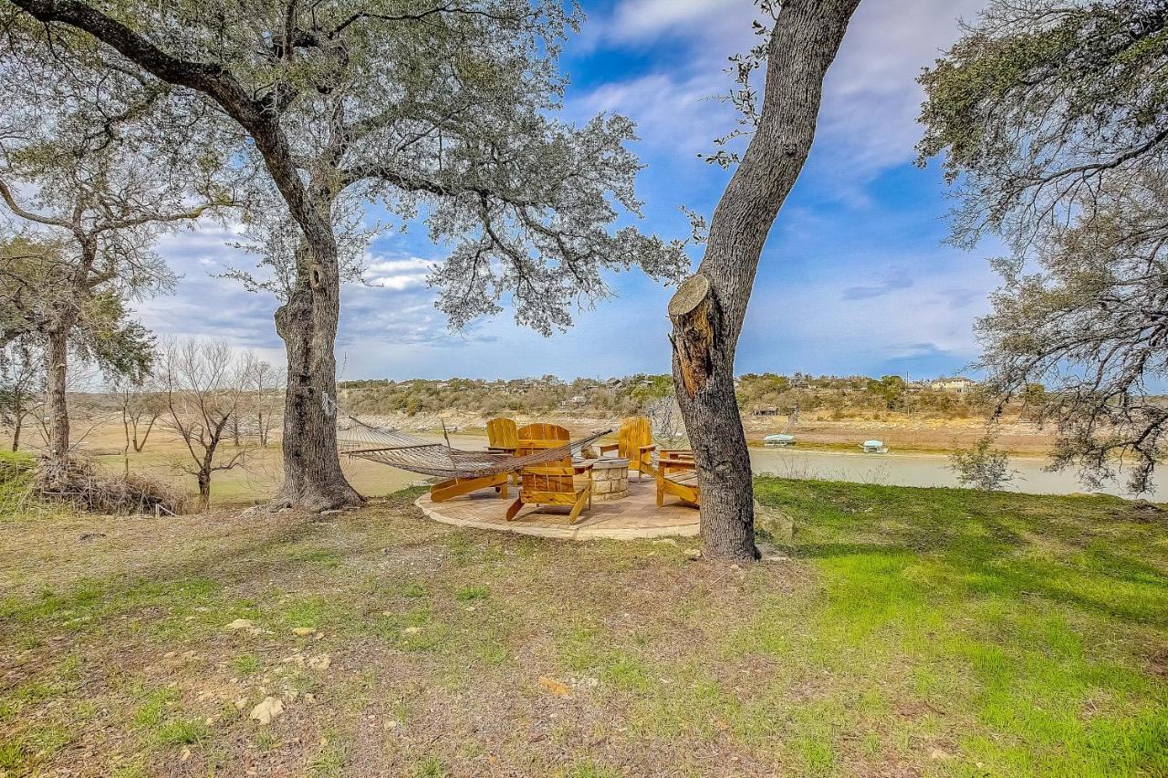 Lakeview Lodge Spicewood Εξωτερικό φωτογραφία