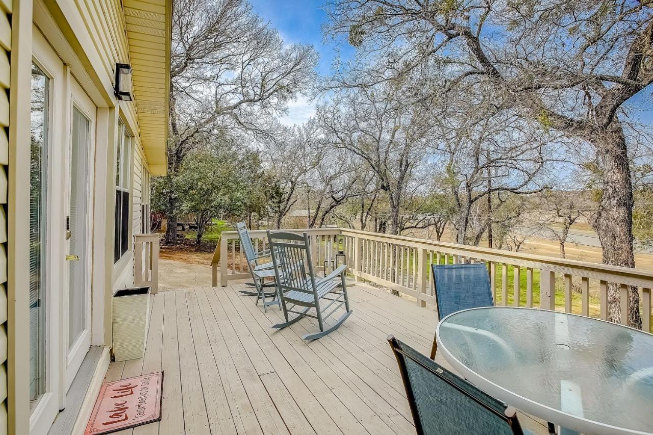 Lakeview Lodge Spicewood Εξωτερικό φωτογραφία