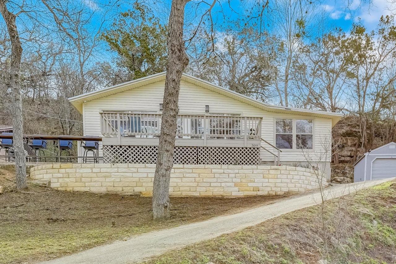 Lakeview Lodge Spicewood Εξωτερικό φωτογραφία