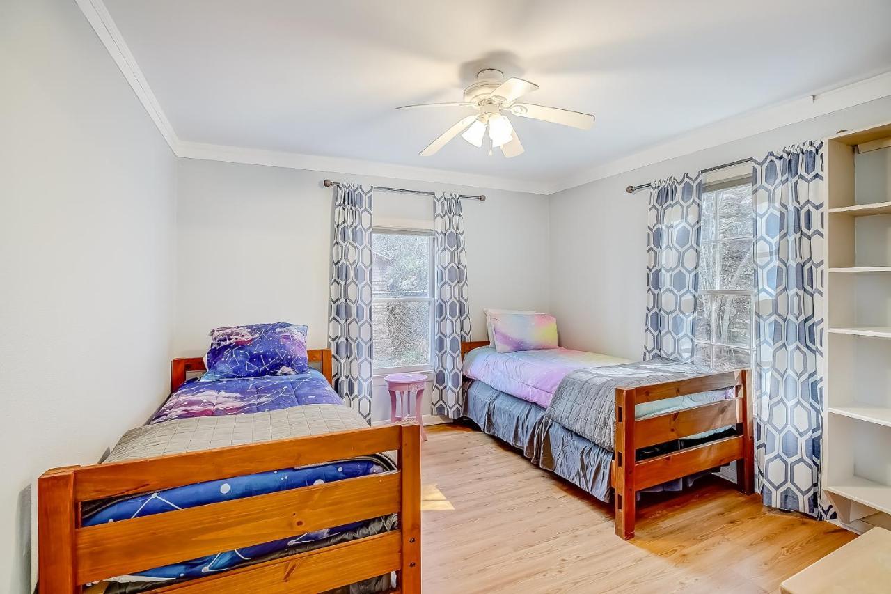 Lakeview Lodge Spicewood Εξωτερικό φωτογραφία