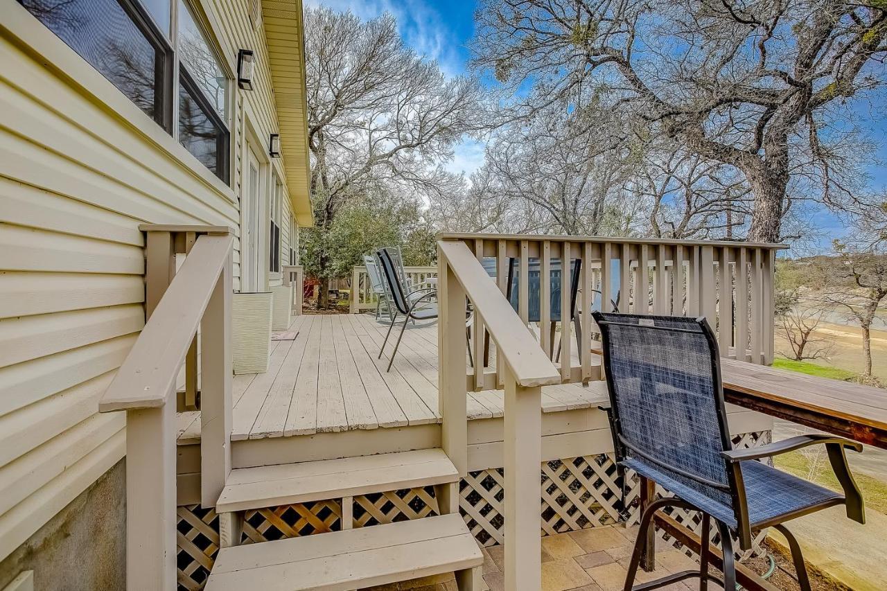 Lakeview Lodge Spicewood Εξωτερικό φωτογραφία